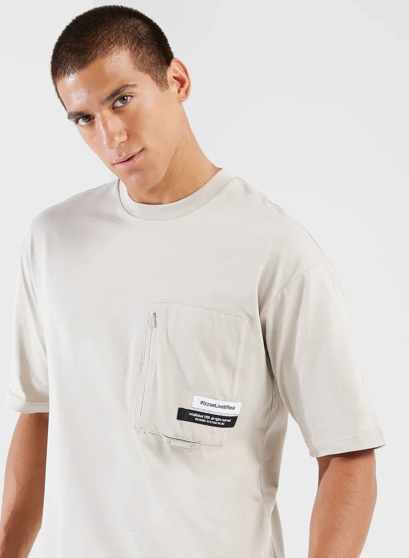 إيسو تيشيرت مطرز